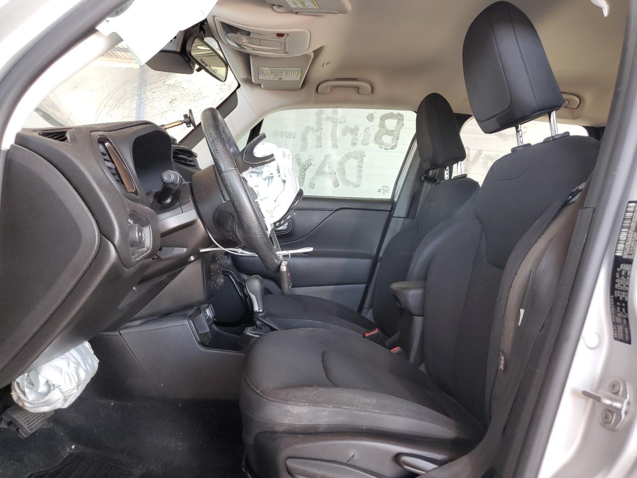2020 Jeep Renegade Latitude VIN: ZACNJABB5LPL44541 Lot: 61440215