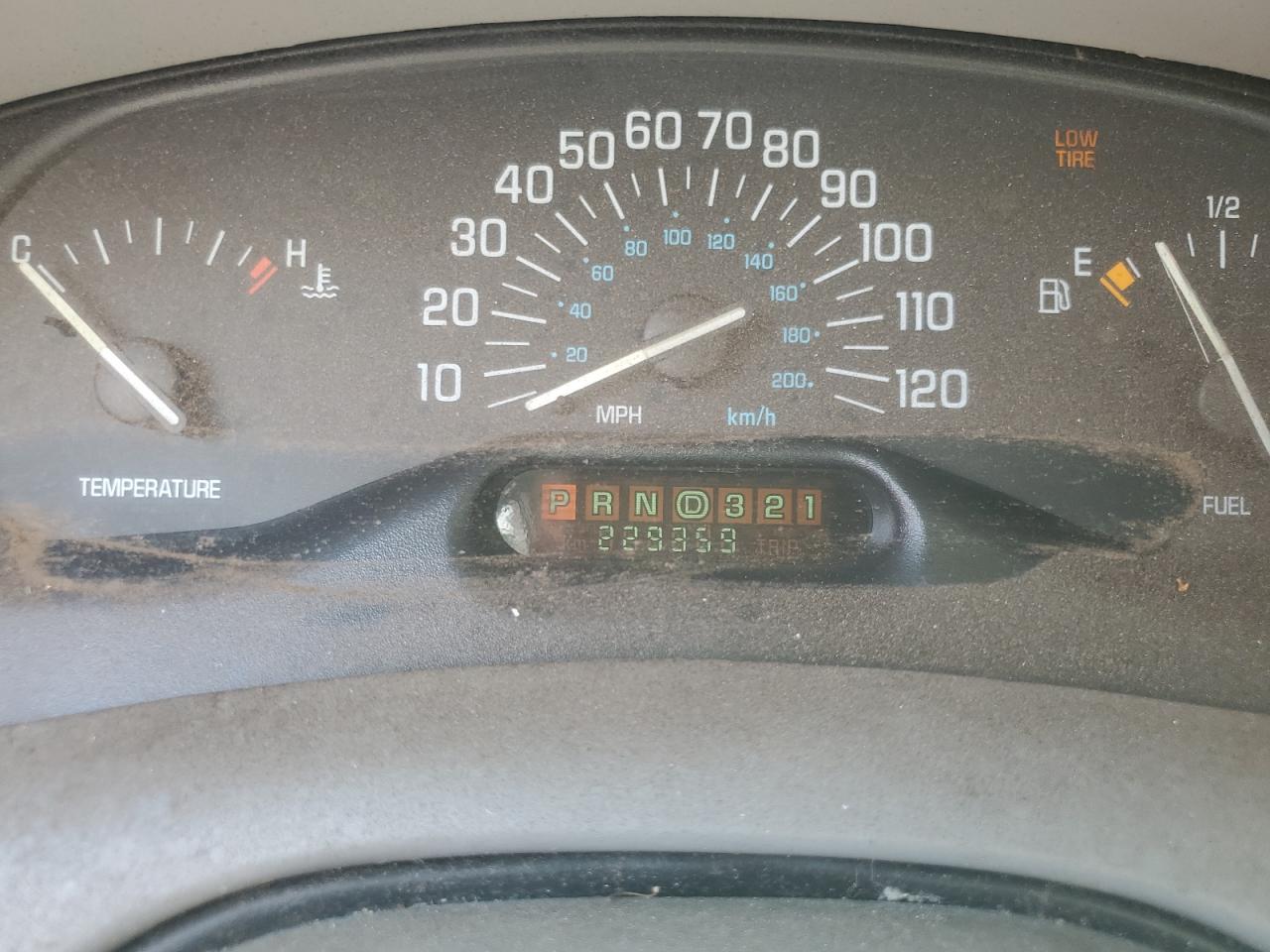 2000 Buick Century Limited VIN: 2G4WY55J3Y1217197 Lot: 61830935