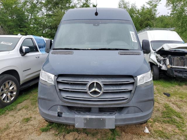 Фото: WD4PF1CD6KP136327