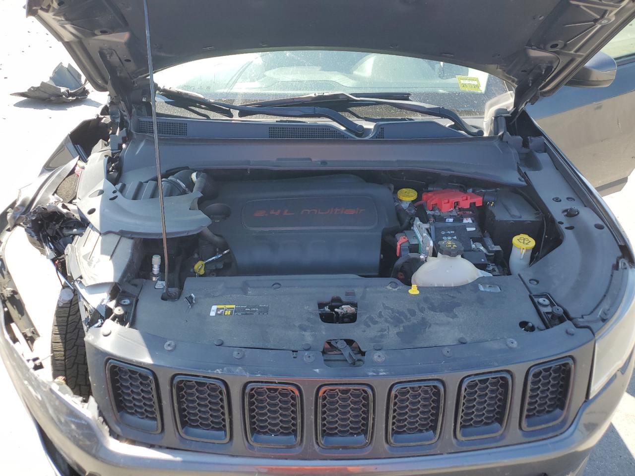 2019 Jeep Compass Latitude VIN: 3C4NJDBB7KT593015 Lot: 62822725
