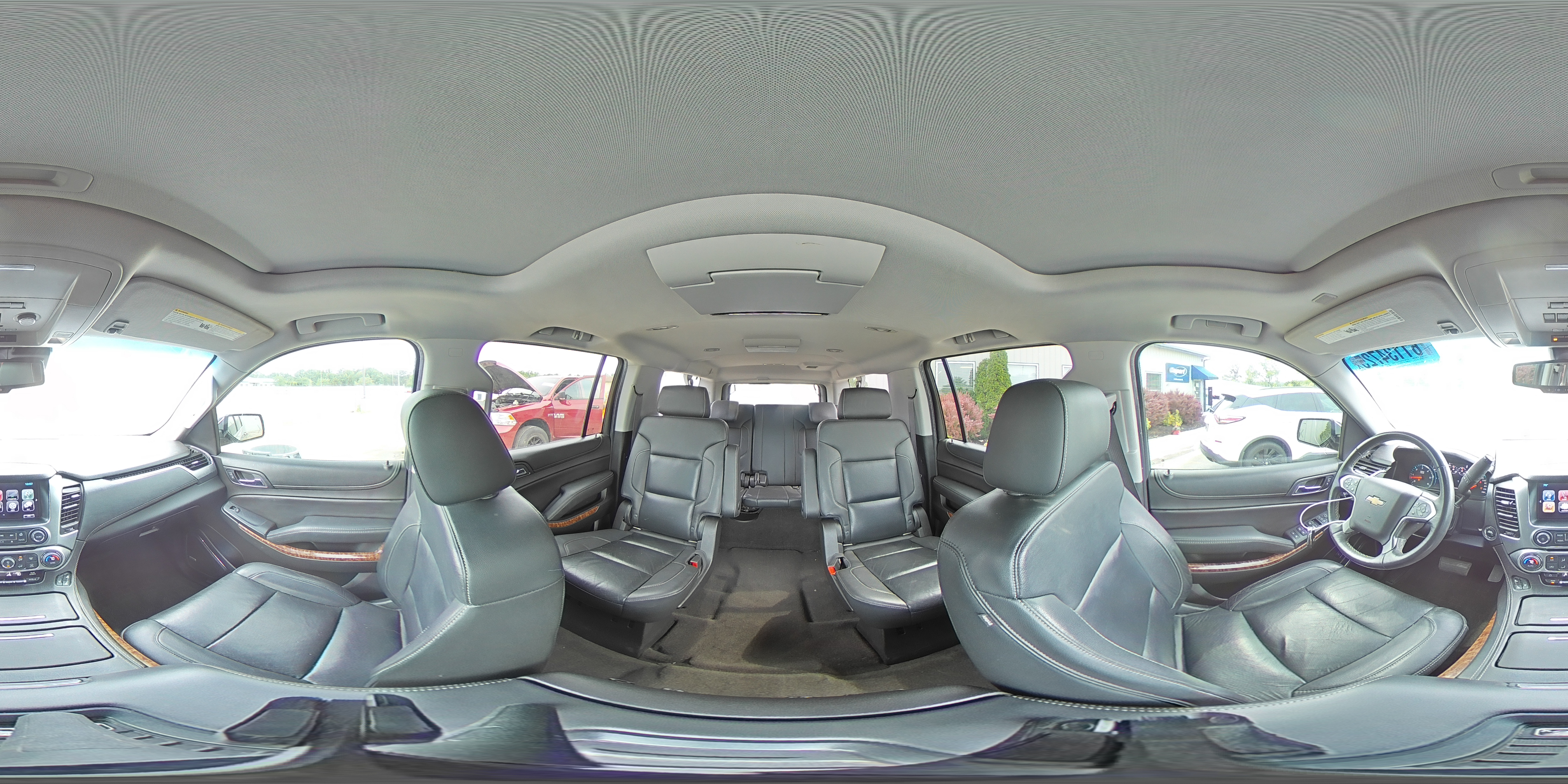2017 Chevrolet Suburban K1500 Premier VIN: 1GNSKJKC2HR294726 Lot: 61134725