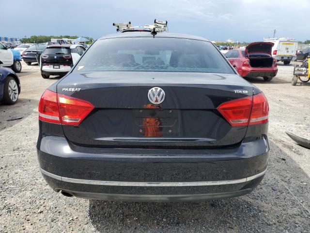 Седани VOLKSWAGEN PASSAT 2014 Чорний