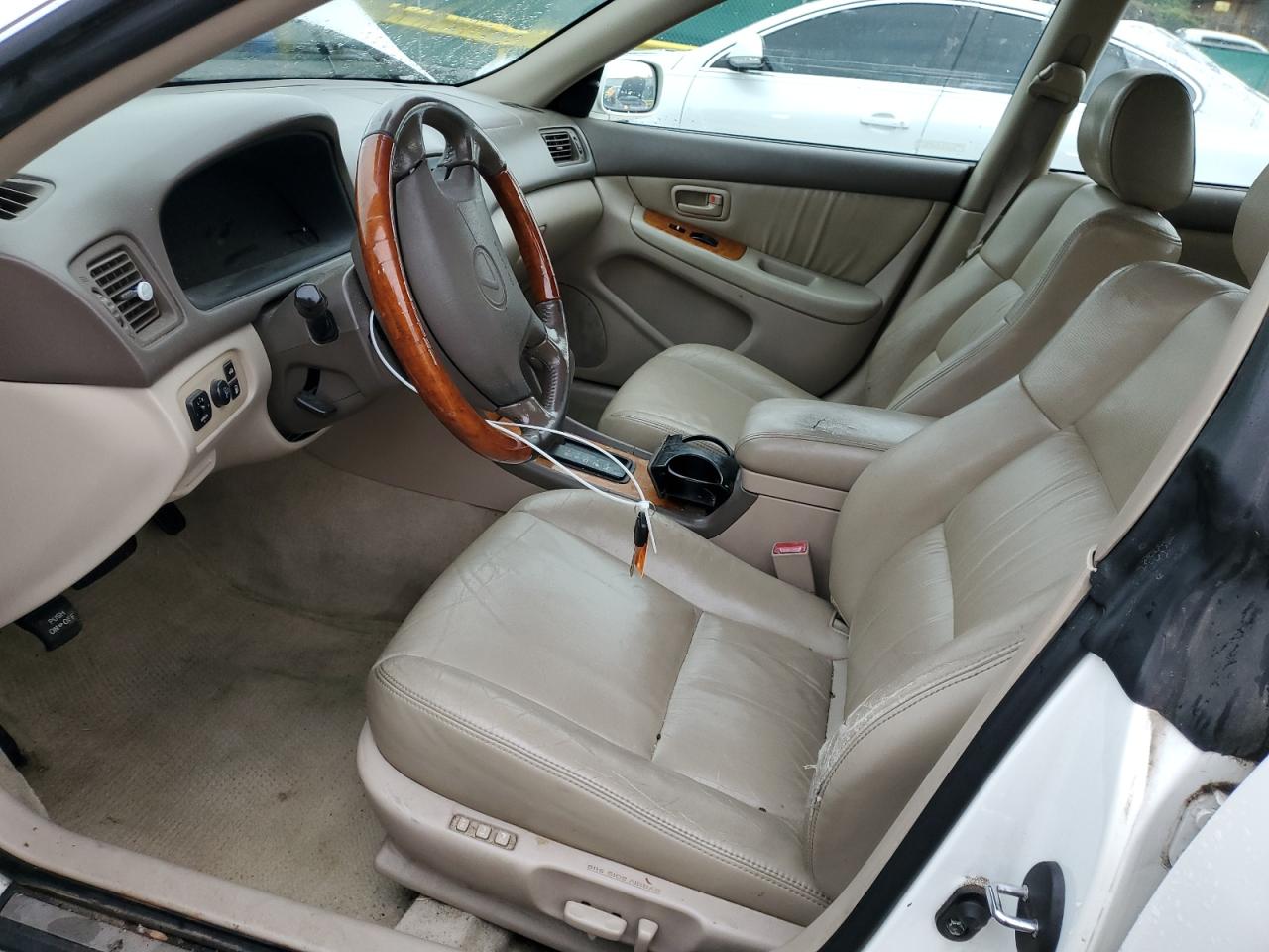 2000 Lexus Es 300 VIN: JT8BF28G9Y5101524 Lot: 60682855
