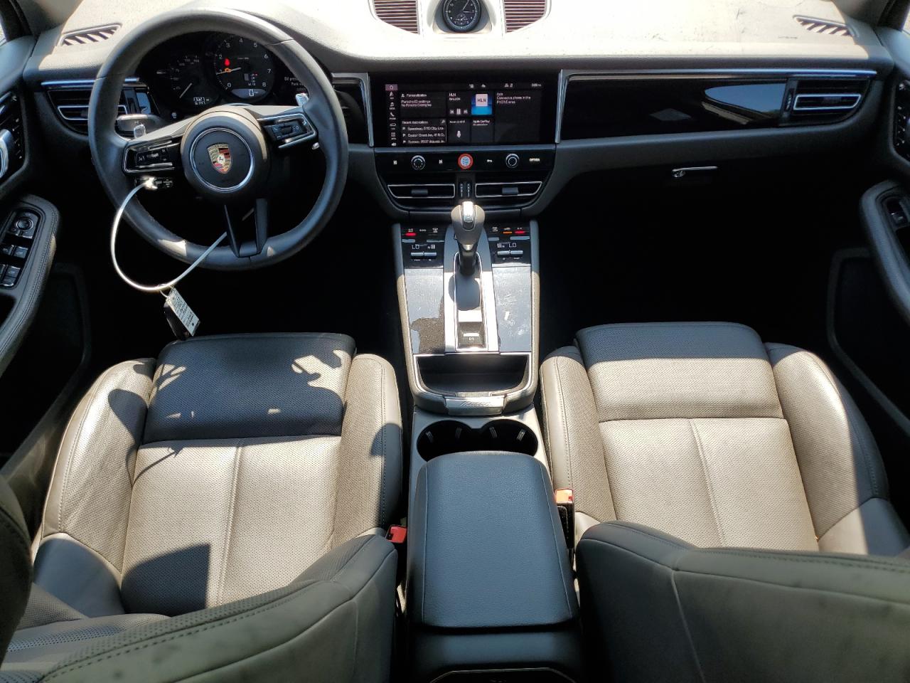 2024 Porsche Macan Base VIN: WP1AA2A56RLB03053 Lot: 62074735