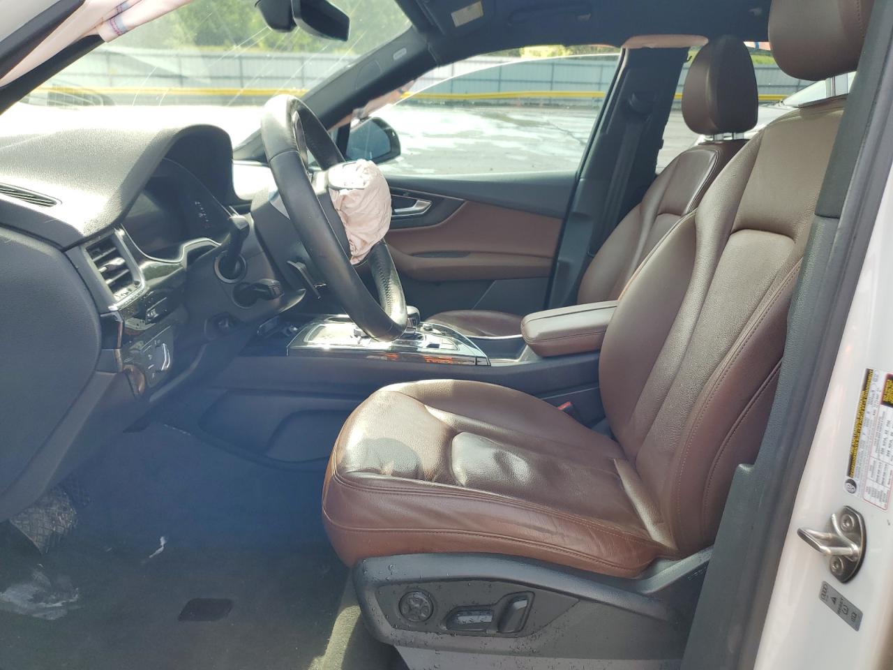 2019 Audi Q7 Premium Plus VIN: WA1LAAF75KD001672 Lot: 60905105