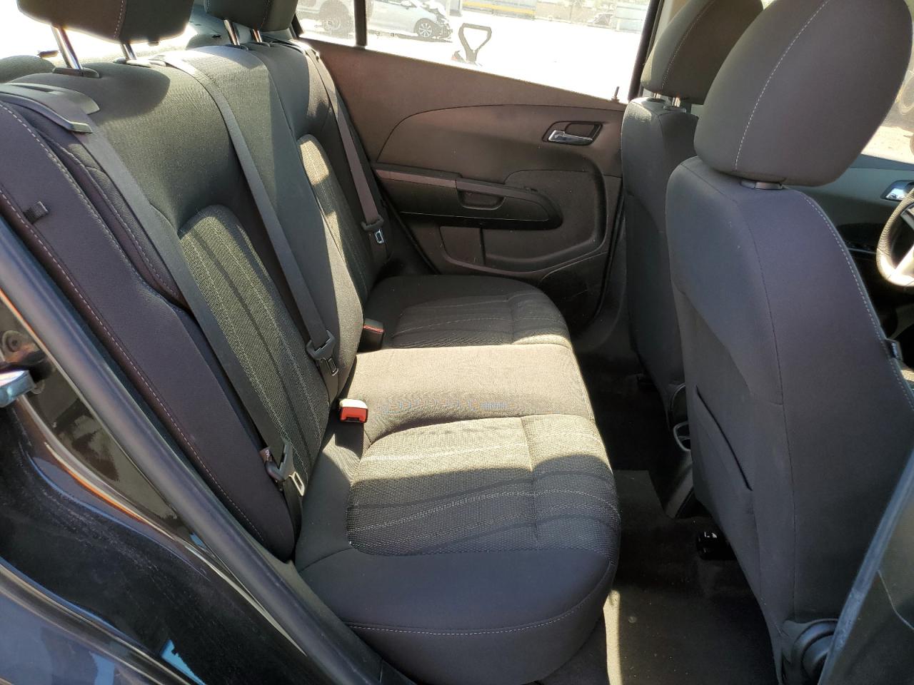 1G1JC5SH0F4131385 2015 Chevrolet Sonic Lt