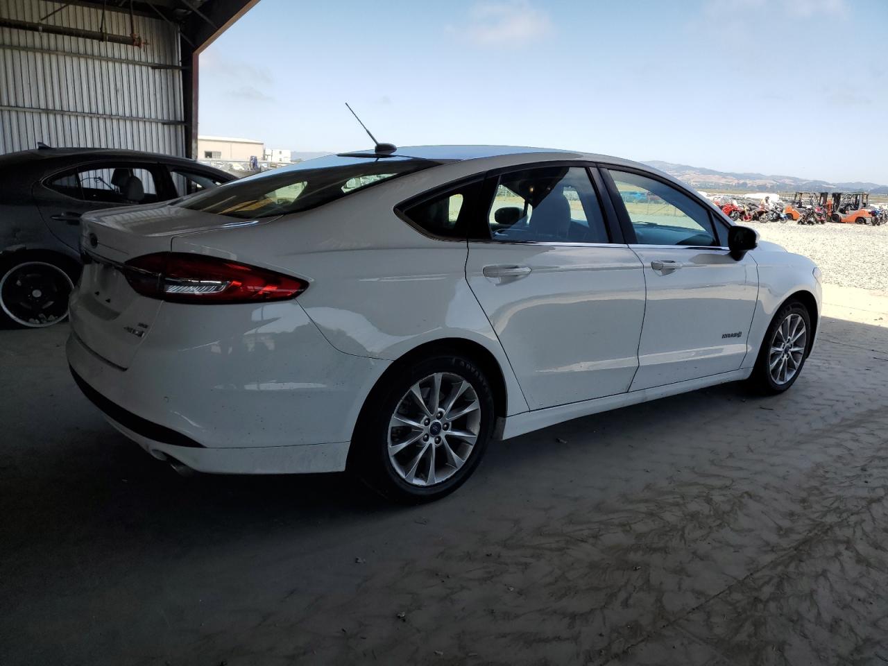 FORD FUSION 2017 VIN 3FA6P0LU8HR301489 photo 3