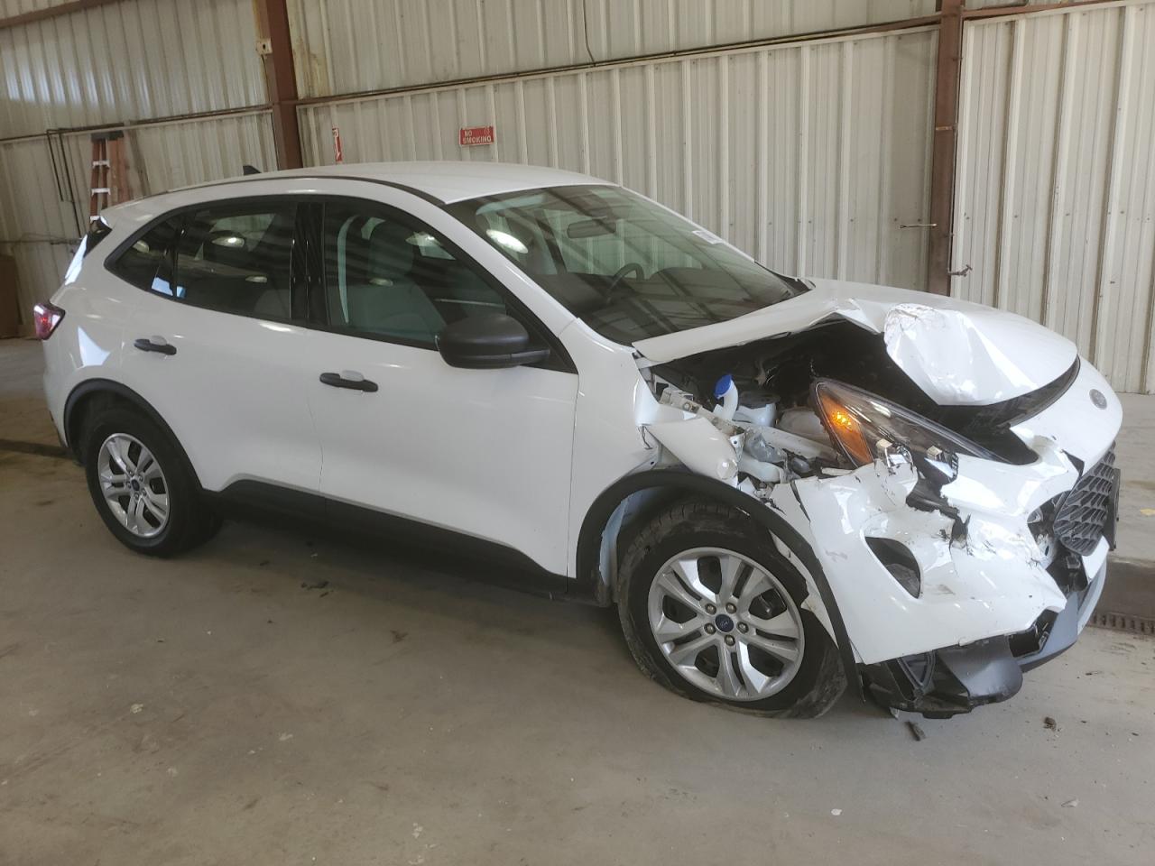 FORD ESCAPE 2022 VIN 1FMCU0F62NUA23479 фото 4