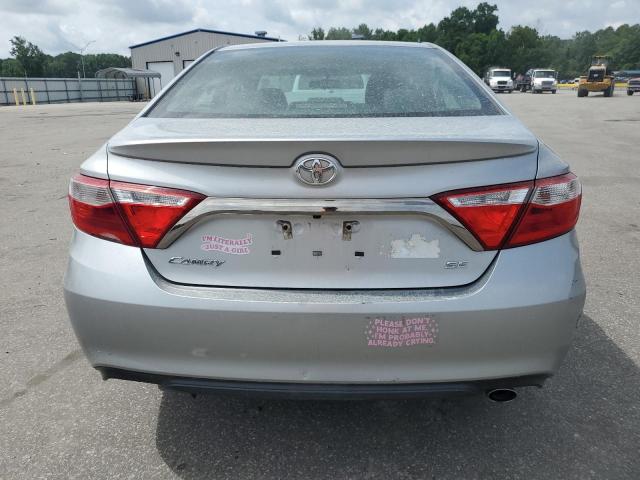  TOYOTA CAMRY 2016 Серебристый