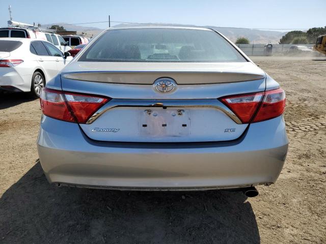  TOYOTA CAMRY 2015 Серебристый