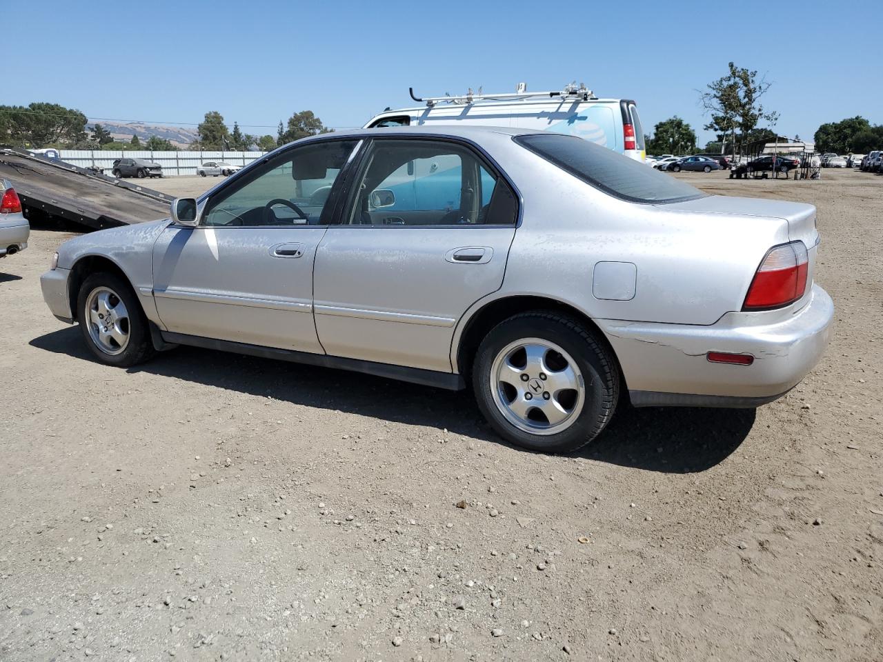 HONDA ACCORD 1989 VIN 1HGCD5600VA110667 zdjęcie 2