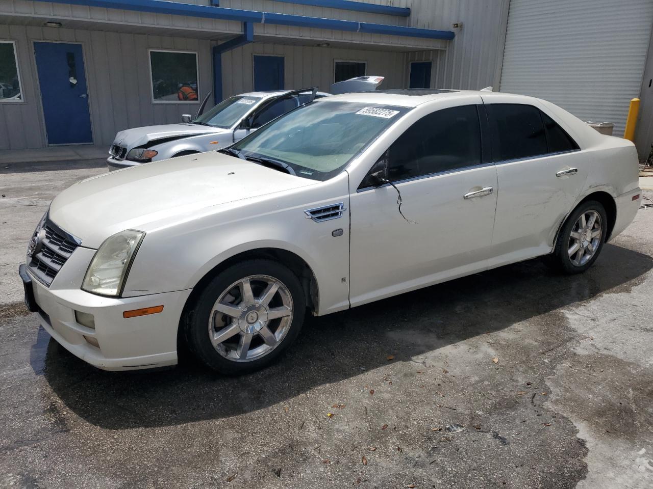 1G6DW67VX90160875 CADILLAC STS Photo 1