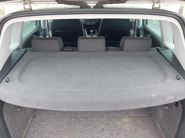 2009 VOLKSWAGEN TIGUAN SE