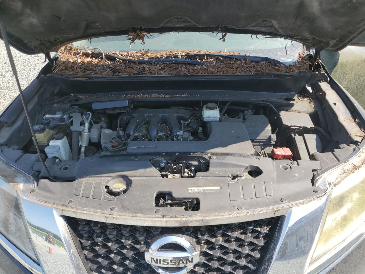 2015 Nissan Pathfinder S VIN: 5N1AR2MM1FC613928 Lot: 62811375