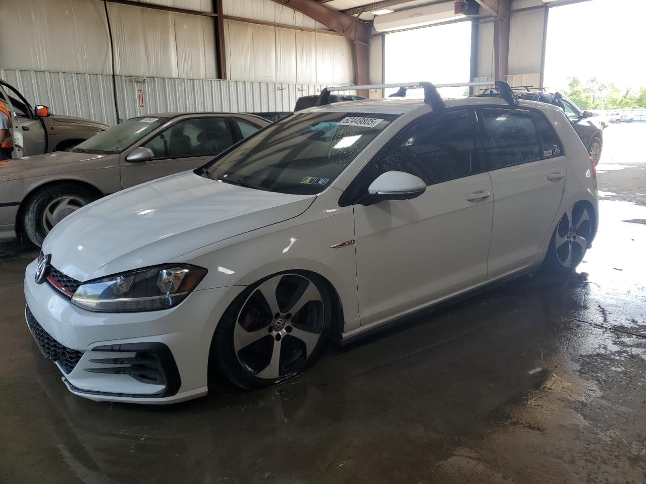 VOLKSWAGEN GTI 2018 VIN 3VW547AU9JM290982