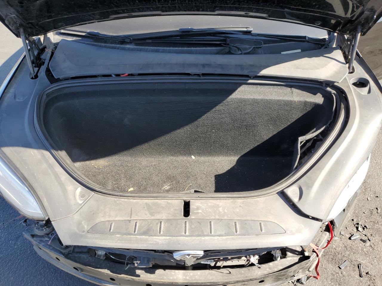 2020 Tesla Model X VIN: 5YJXCBE21LF305119 Lot: 62733885