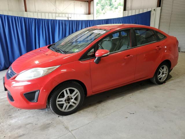 Sedans FORD FIESTA 2013 Red