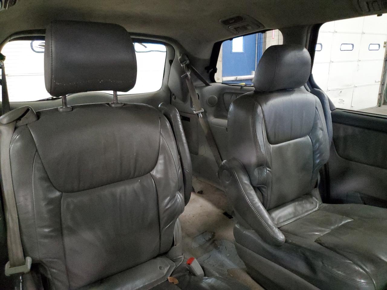 TOYOTA All Models 2005 VIN 5TDZA22CX5S329302 фото 11