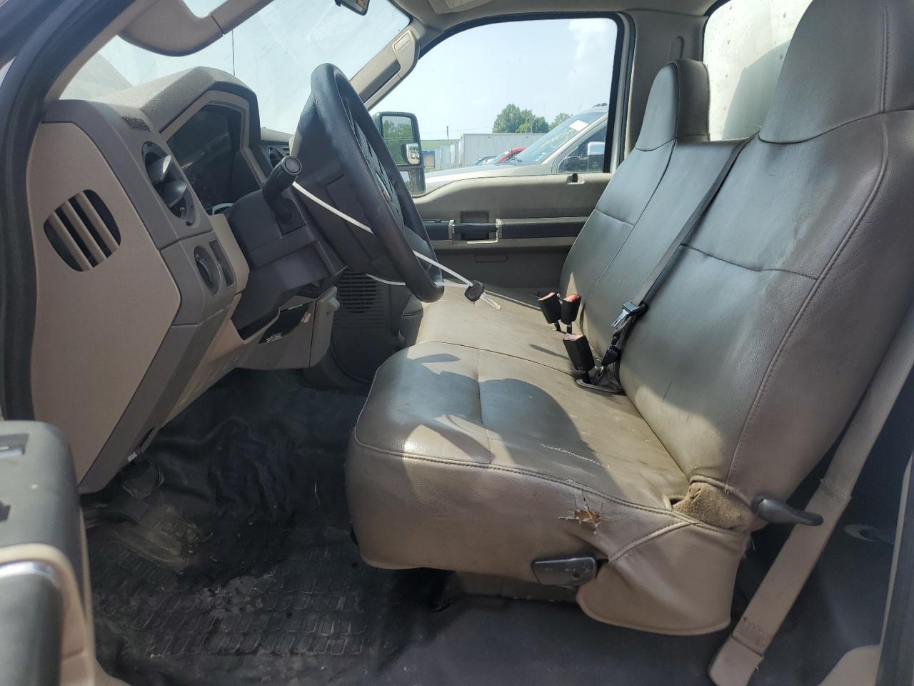 2008 Ford F550 Super Duty VIN: 1FDAF56R48EA16119 Lot: 61403405