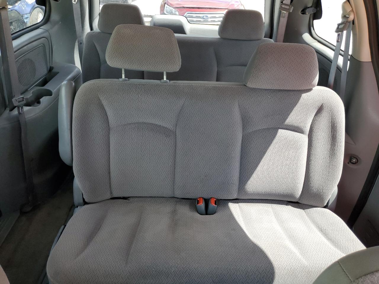 2006 Chrysler Town & Country VIN: 1A4GP45R46B739890 Lot: 62736305