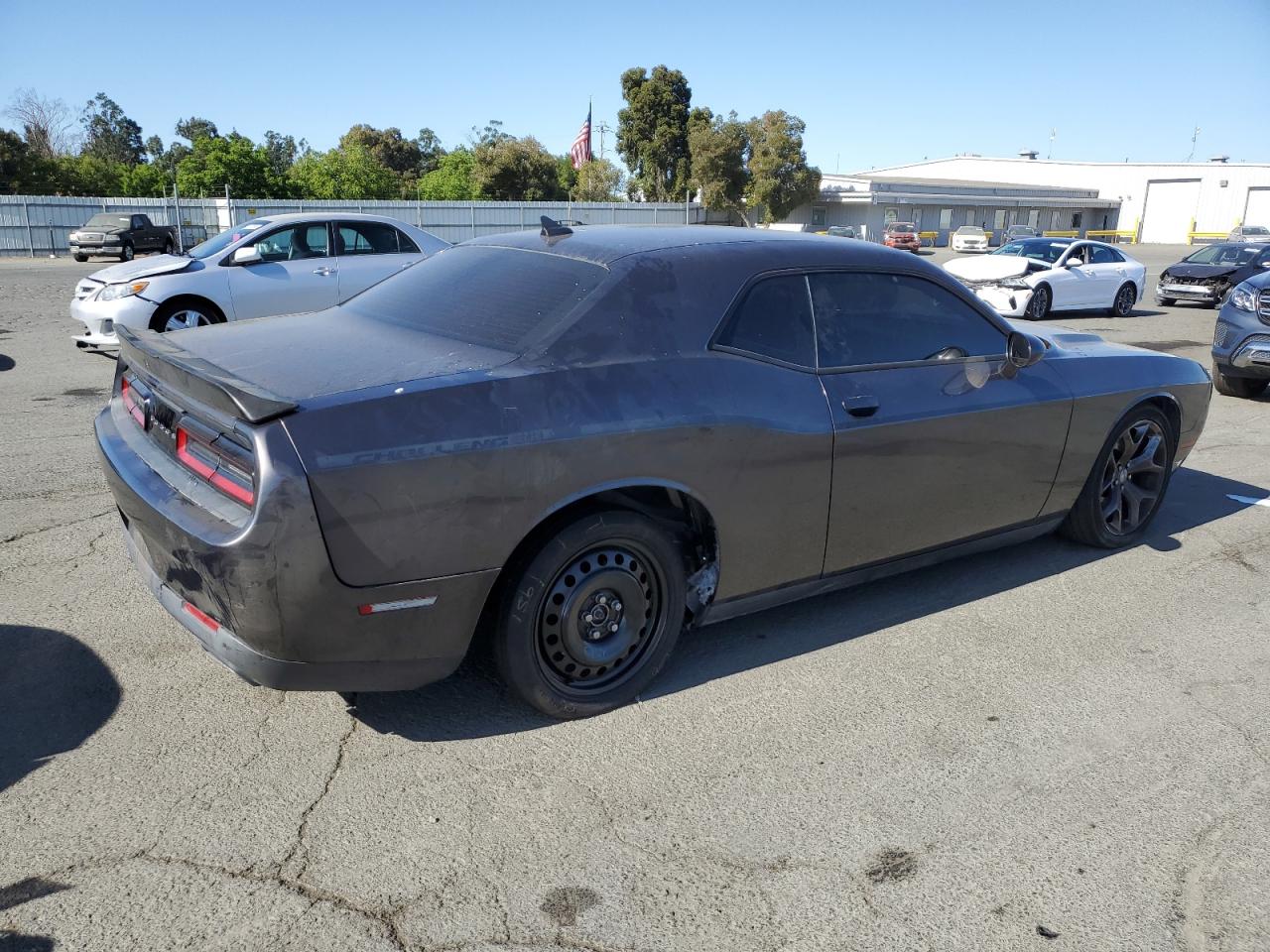 DODGE CHALLENGER 2015 VIN 2C3CDZBG6FH737132 фото 3