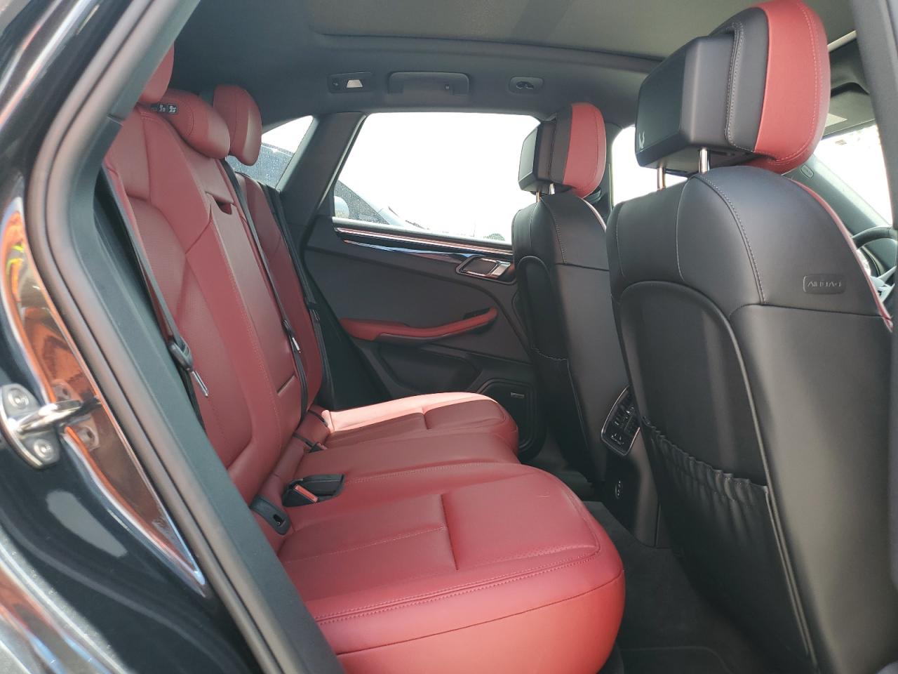 2025 Porsche Macan Base VIN: WP1AA2A54SLB01940 Lot: 59760075