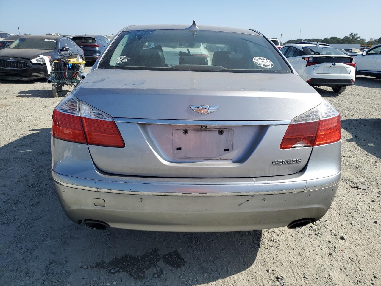 2010 Hyundai Genesis 3.8L VIN: KMHGC4DE0AU092347 Lot: 61107745