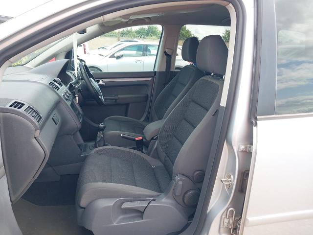 2011 VOLKSWAGEN TOURAN SE