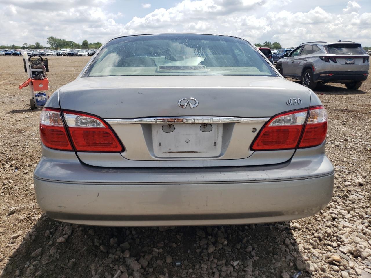 2001 Infiniti I30 VIN: JNKCA31A41T024593 Lot: 62585325
