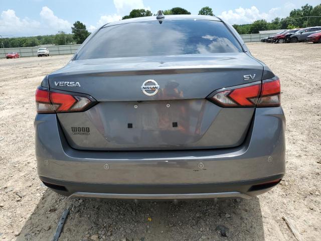 NISSAN VERSA 2021 Szary