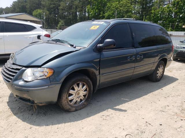 2005 Chrysler Town & Country Limited
