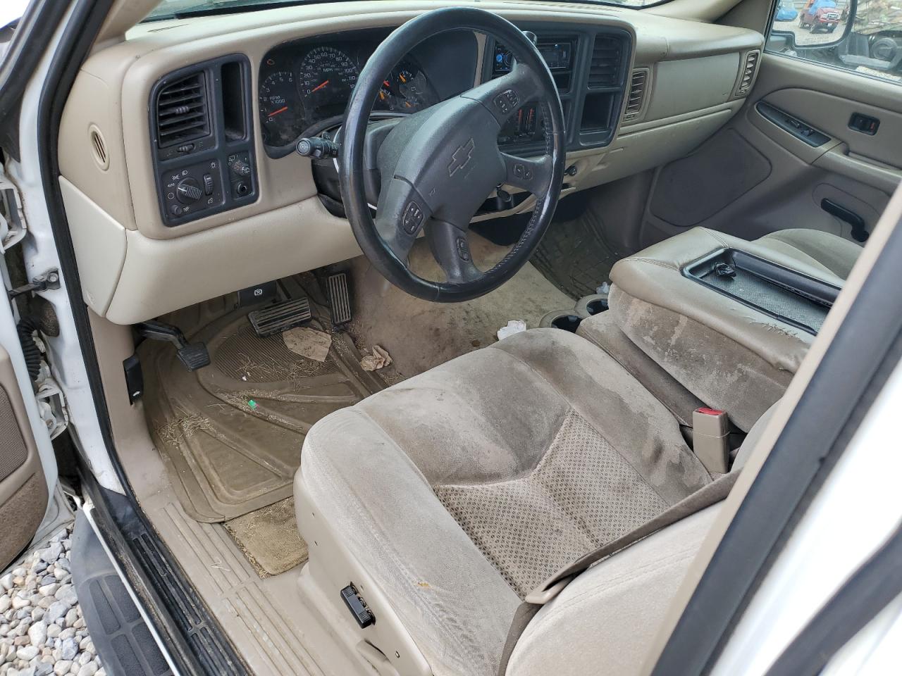 2005 Chevrolet Suburban C1500 VIN: 1GNEC16Z35J187767 Lot: 62494475