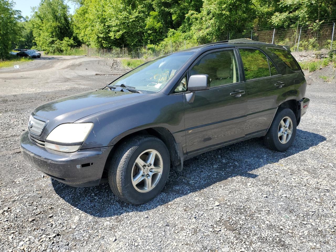 2002 Lexus Rx 300 for Sale in Marlboro, NY - Top/Roof