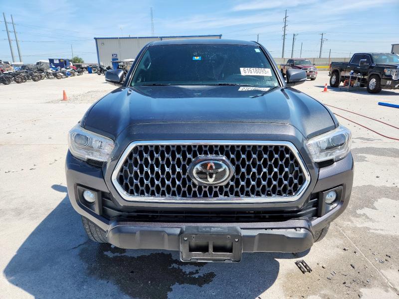  TOYOTA TACOMA 2019 Серый