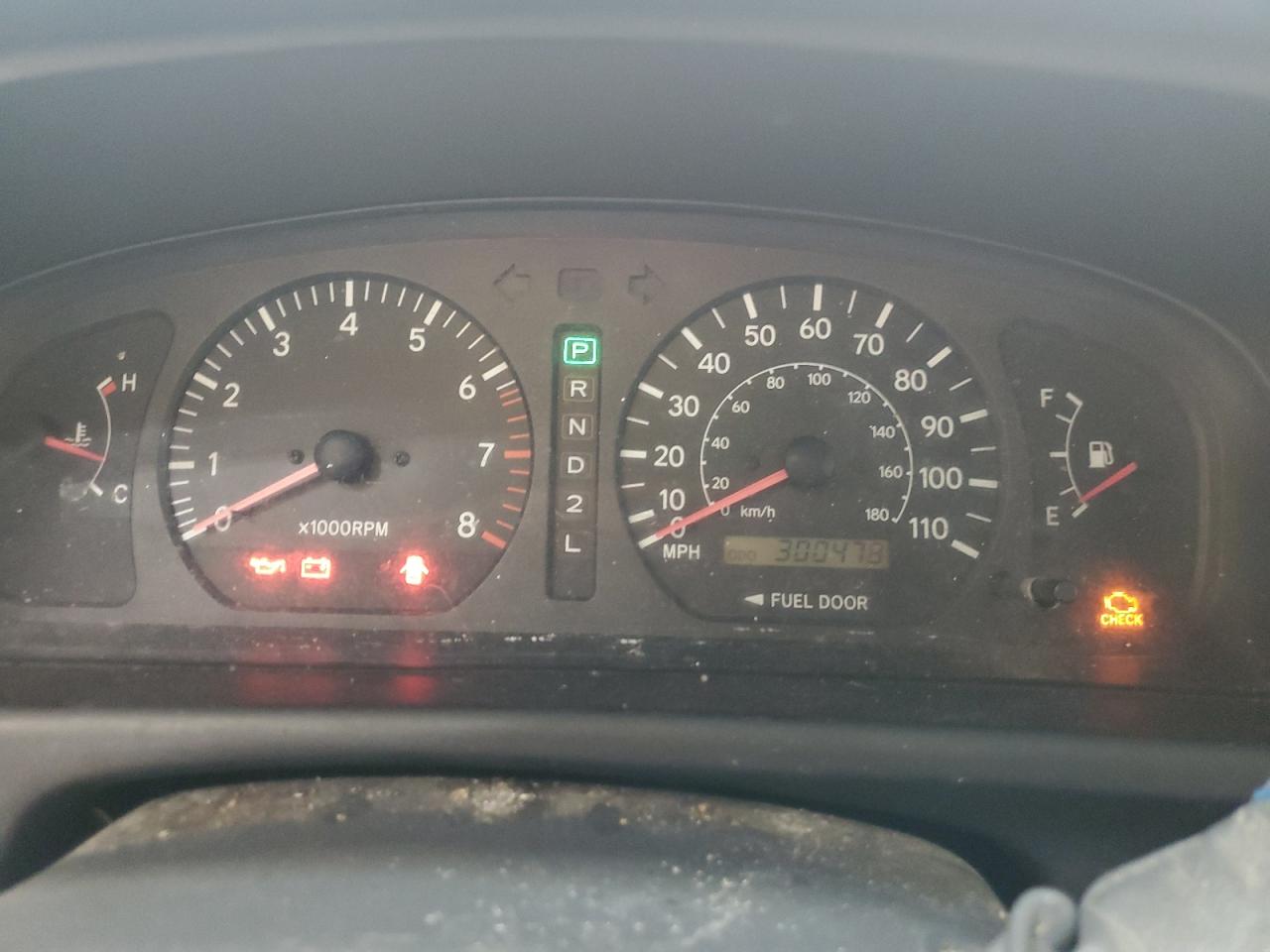 2000 Toyota Sienna Le VIN: 4T3ZF13C0YU291219 Lot: 62266815