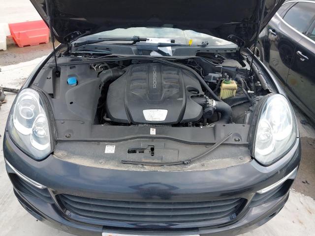 2015 PORSCHE CAYENNE V6