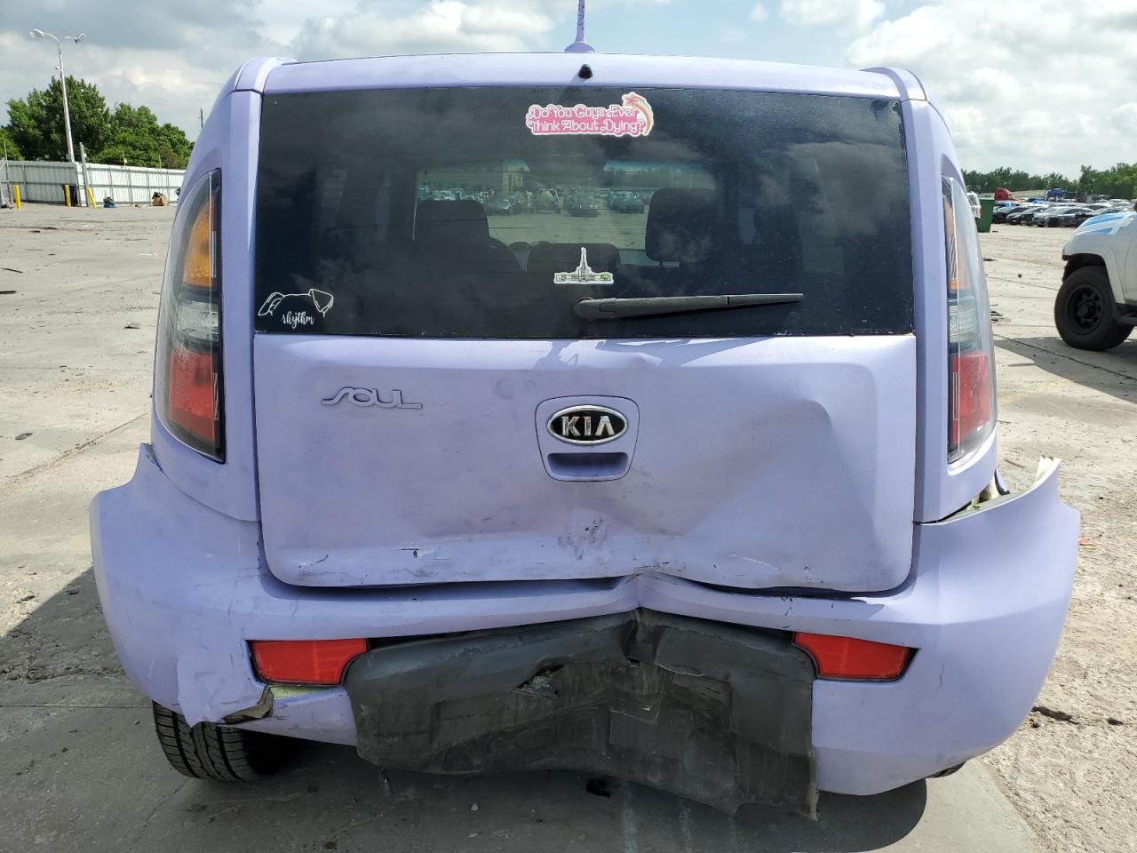 2010 Kia Soul + VIN: KNDJT2A2XA7059461 Lot: 59686355