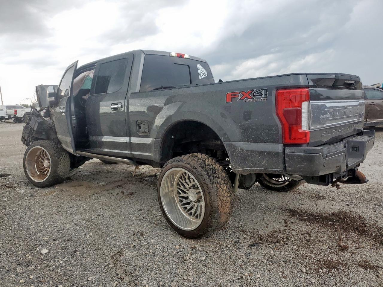 2017 Ford F250 Super Duty VIN: 1FT7W2BTXHEE17690 Lot: 62189965