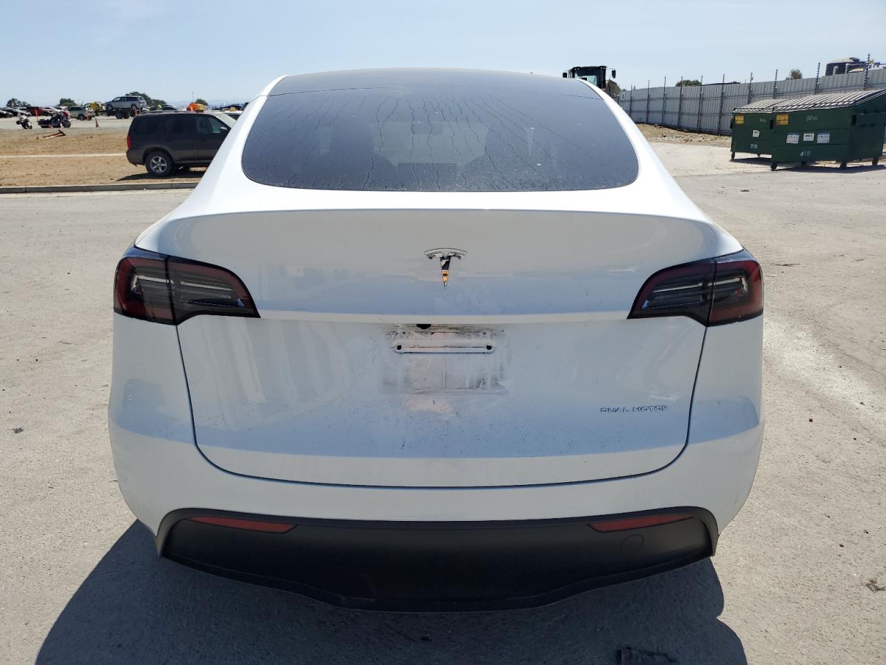 TESLA MODEL Y 2024 VIN 7SAYGDEEXRF065160 фото 6