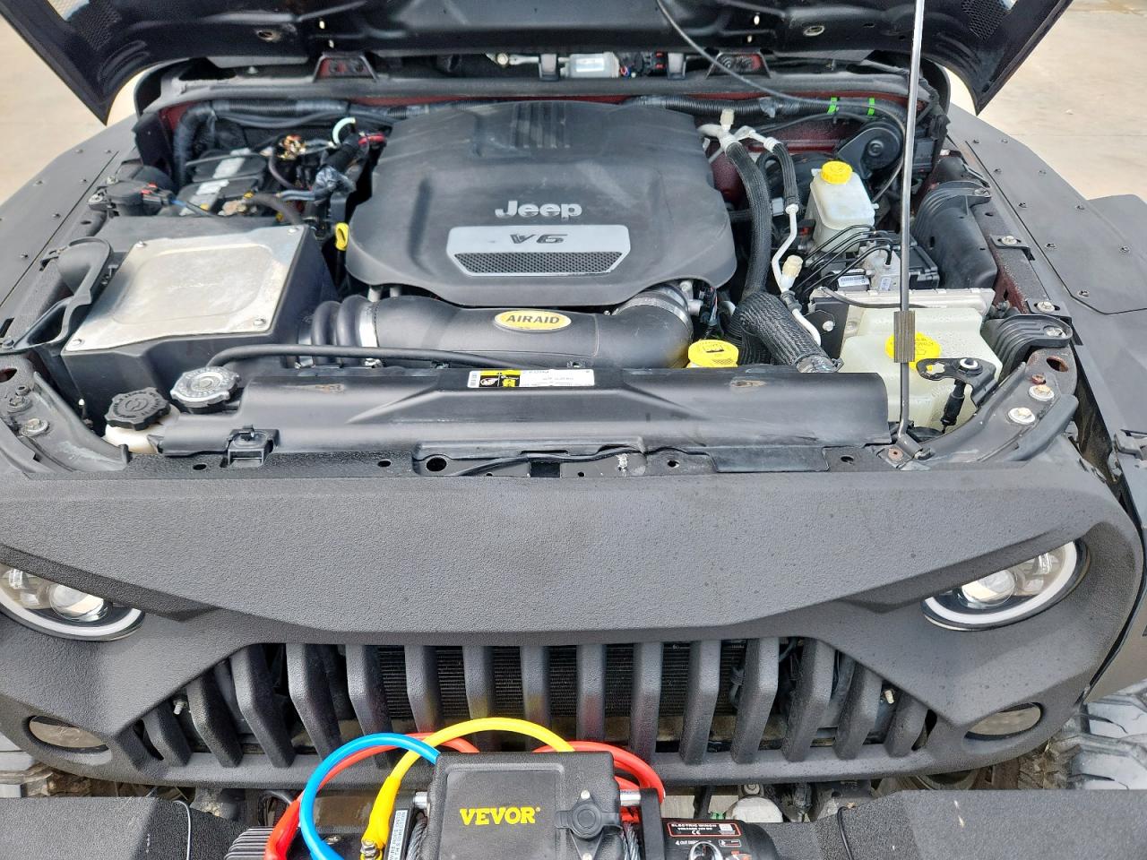 2017 Jeep Wrangler - Image 12
