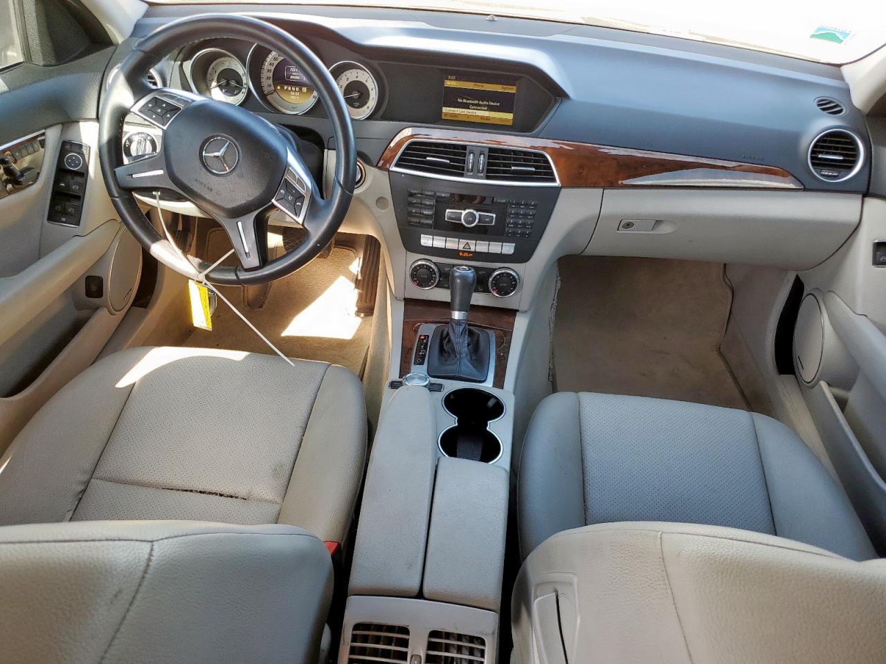 2012 Mercedes-Benz C 250 VIN: WDDGF4HB5CR238555 Lot: 62610685