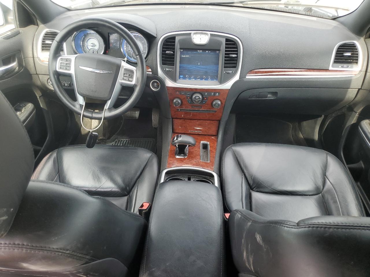 2013 Chrysler 300 VIN: 2C3CCAAG2DH592772 Lot: 60640645