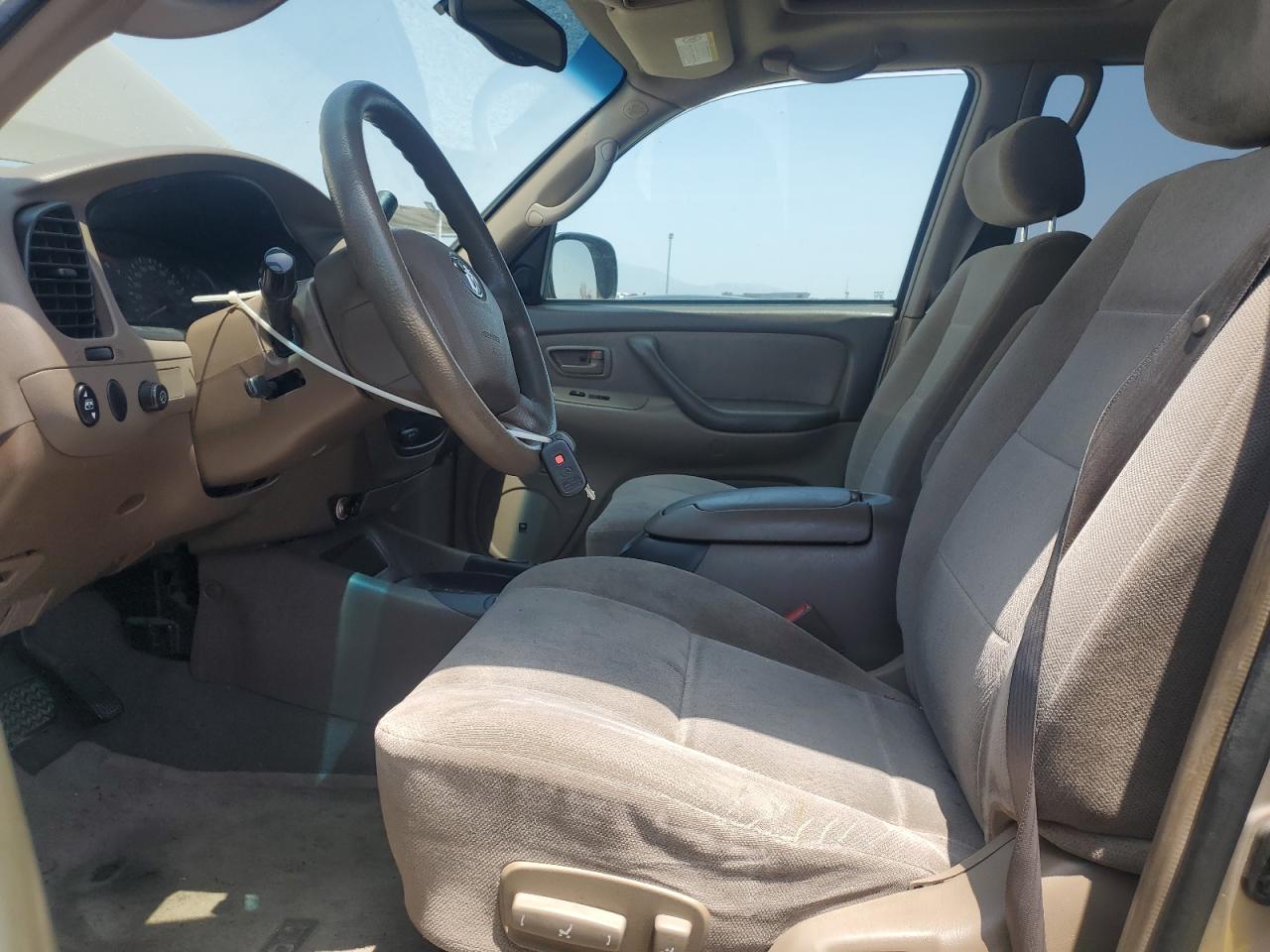 2004 Toyota Sequoia Sr5 VIN: 5TDZT34A84S219715 Lot: 60330805