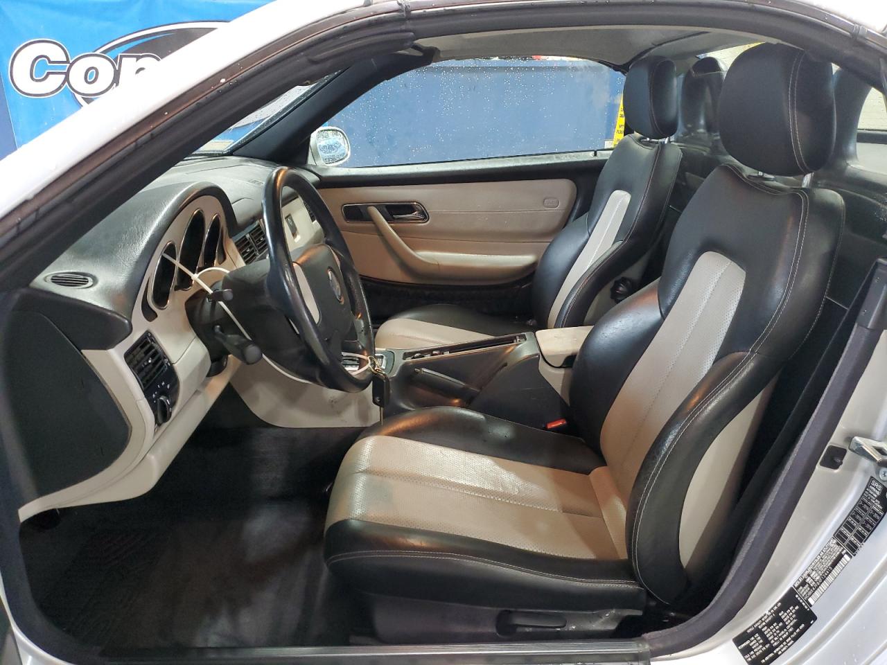 1999 Mercedes-Benz Slk 230 Kompressor VIN: WDBKK47F8XF124415 Lot: 60229115