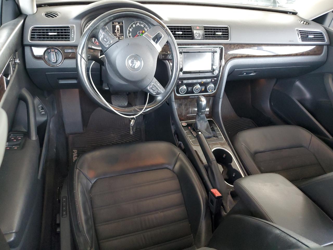 VOLKSWAGEN PASSAT 2014 VIN 1VWCN7A33EC099660 фото 8