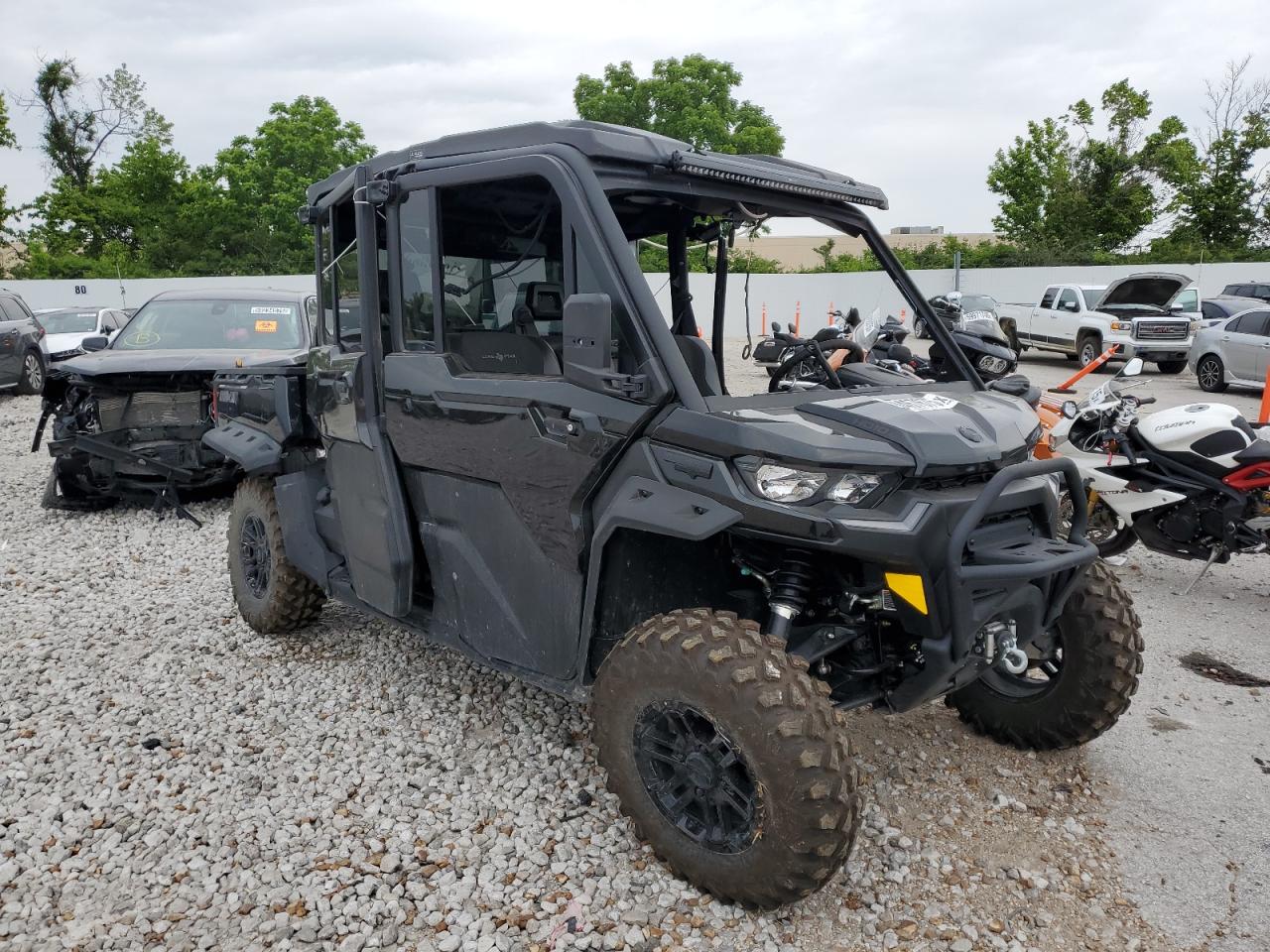 2025 Can-Am Defender Max Limited Cab Hd10 for Sale in Bridgeton, MO - All Over