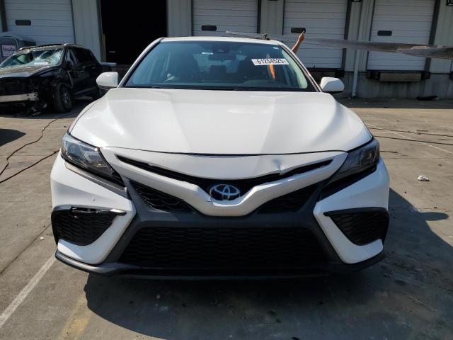  TOYOTA CAMRY 2021 Biały