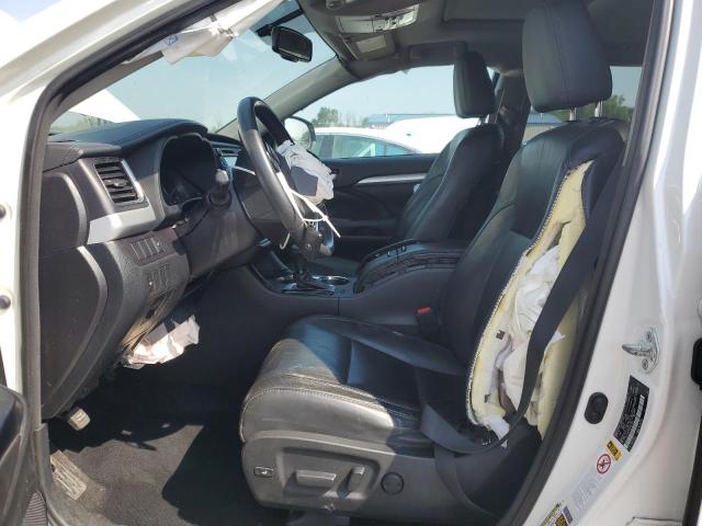 Паркетники TOYOTA HIGHLANDER 2016 Белы
