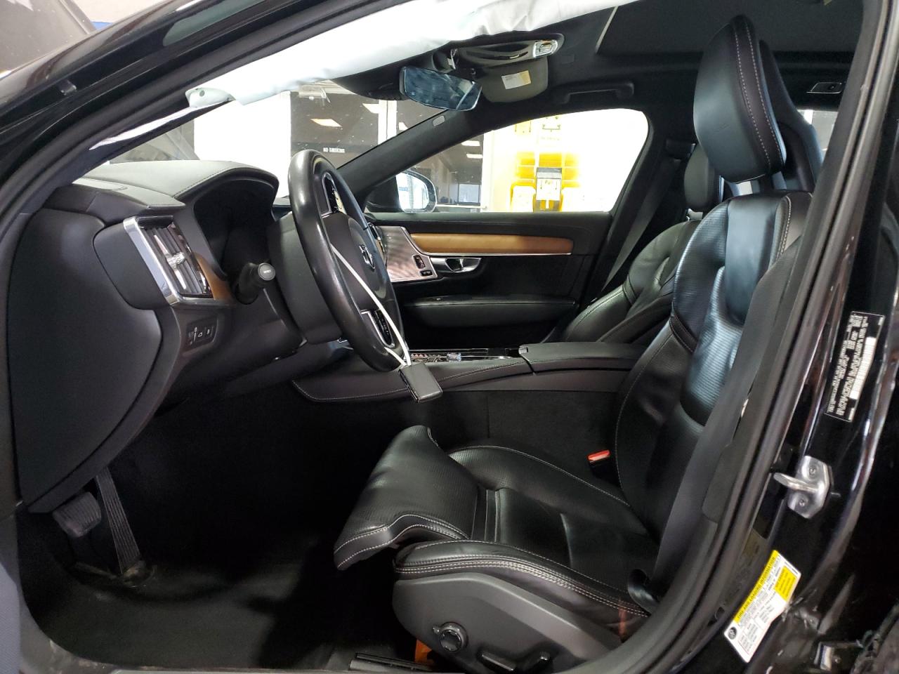 2018 Volvo S90 T8 Inscription VIN: LVYBC0AL5JP035319 Lot: 60359905