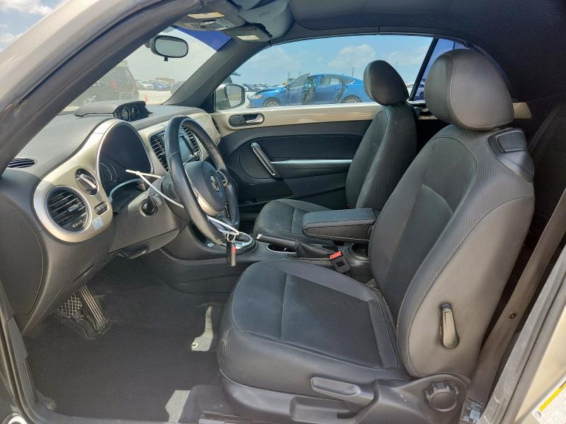  VOLKSWAGEN BEETLE 2013 Beżowy